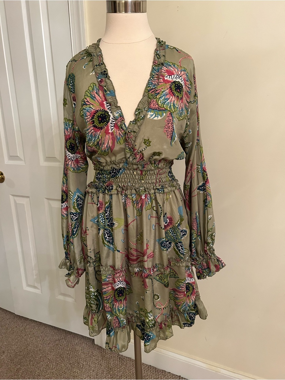 Sunset & Moon floral ruffle mini Silk Boho Bohemian Long Sleeve dress size M